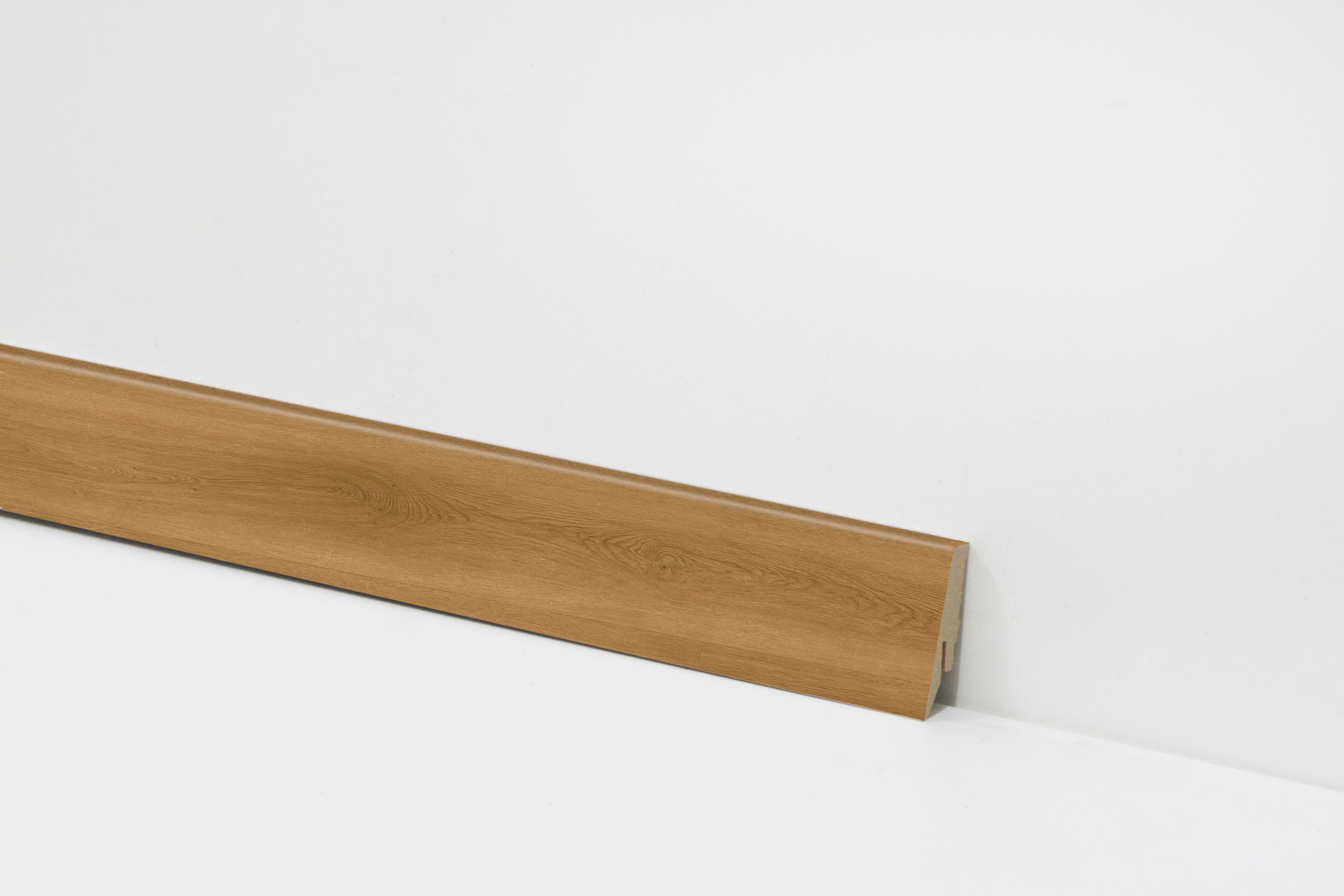 Equipped Sockelleiste 58mm 2511